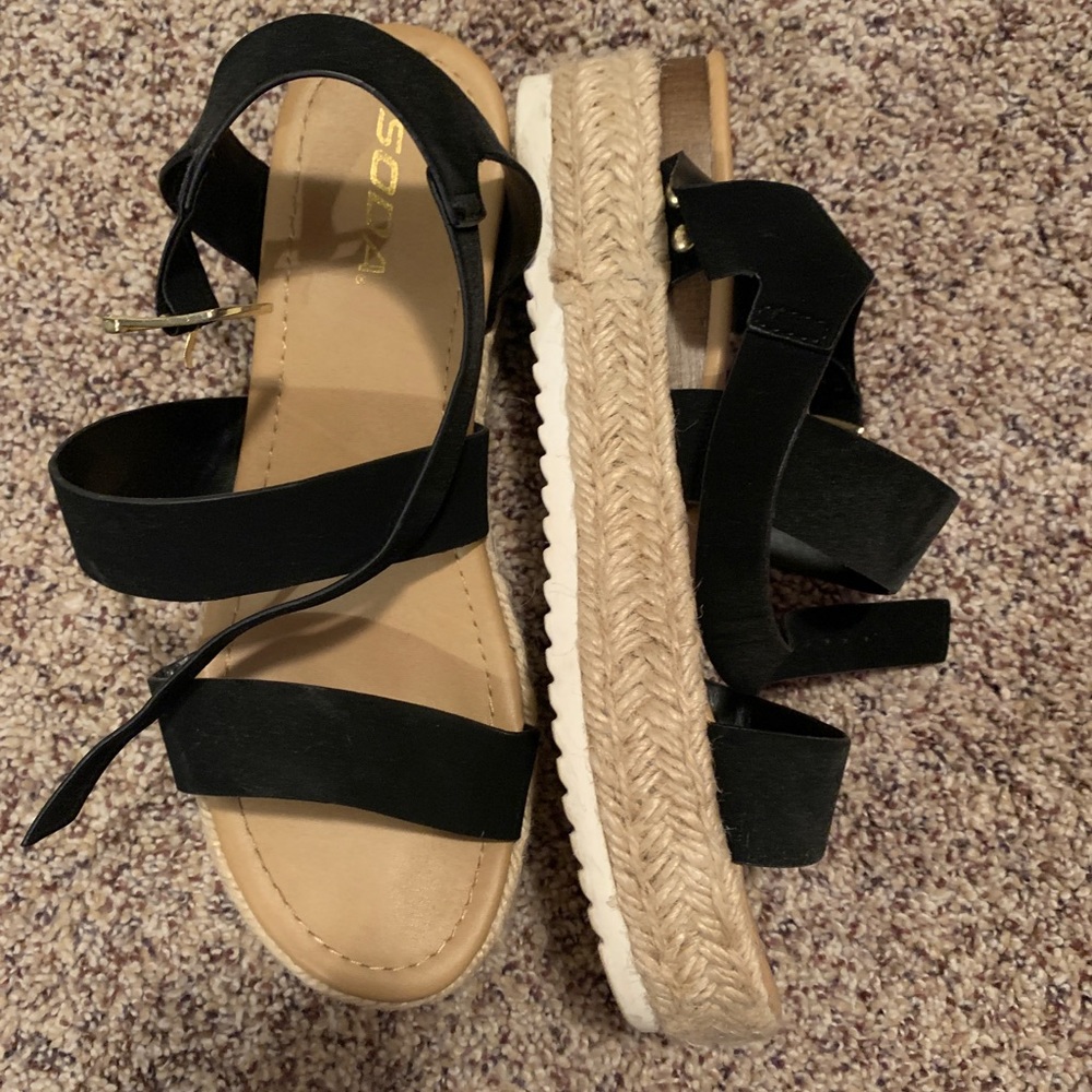 Black straps sandals